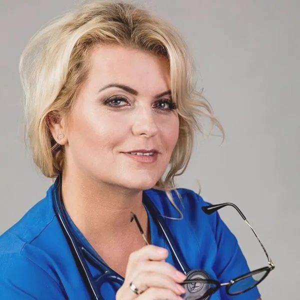 Agnieszka Gorgoń-Komor: Jak lekarka stała się wpływową polityczką i senatorem