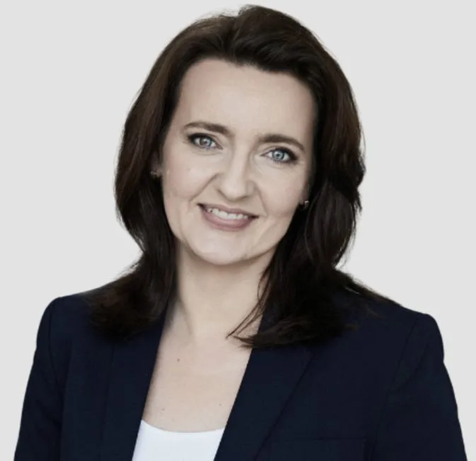 Marzena Okła-Drewnowicz: kariera, polityka senioralna i kluczowe inicjatywy na rzecz seniorów