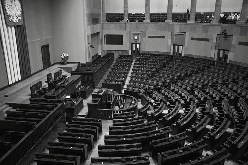 Z czego składa się rząd: jak działa i kto za co odpowiada