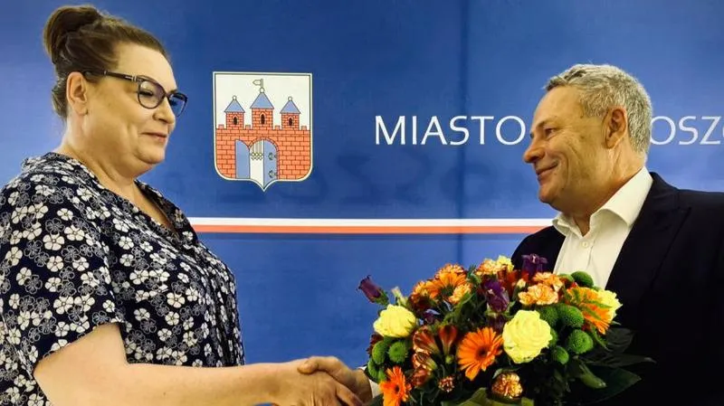 Porównanie pensji włodarzy